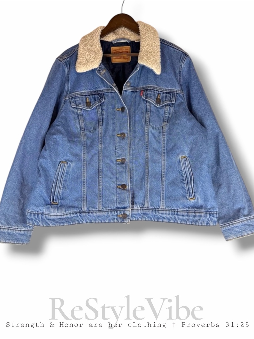 LEVI’S Women’s Size 2X Jacket Coat Denim Jean Quilted Lined Sherpa Collar